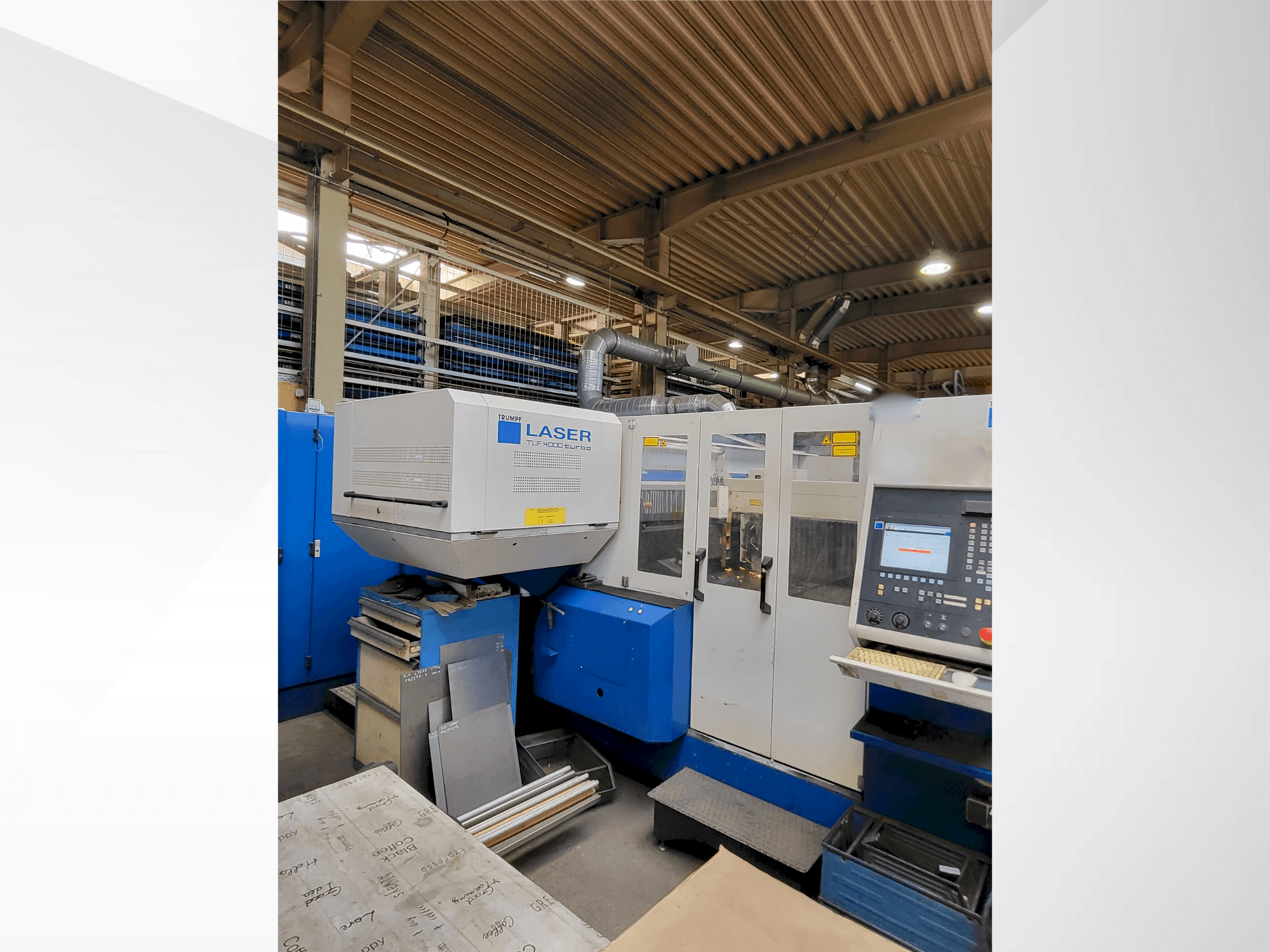 Koneen  TRUMPF Trumatic L3030 4KW (CO2) etunäkymä