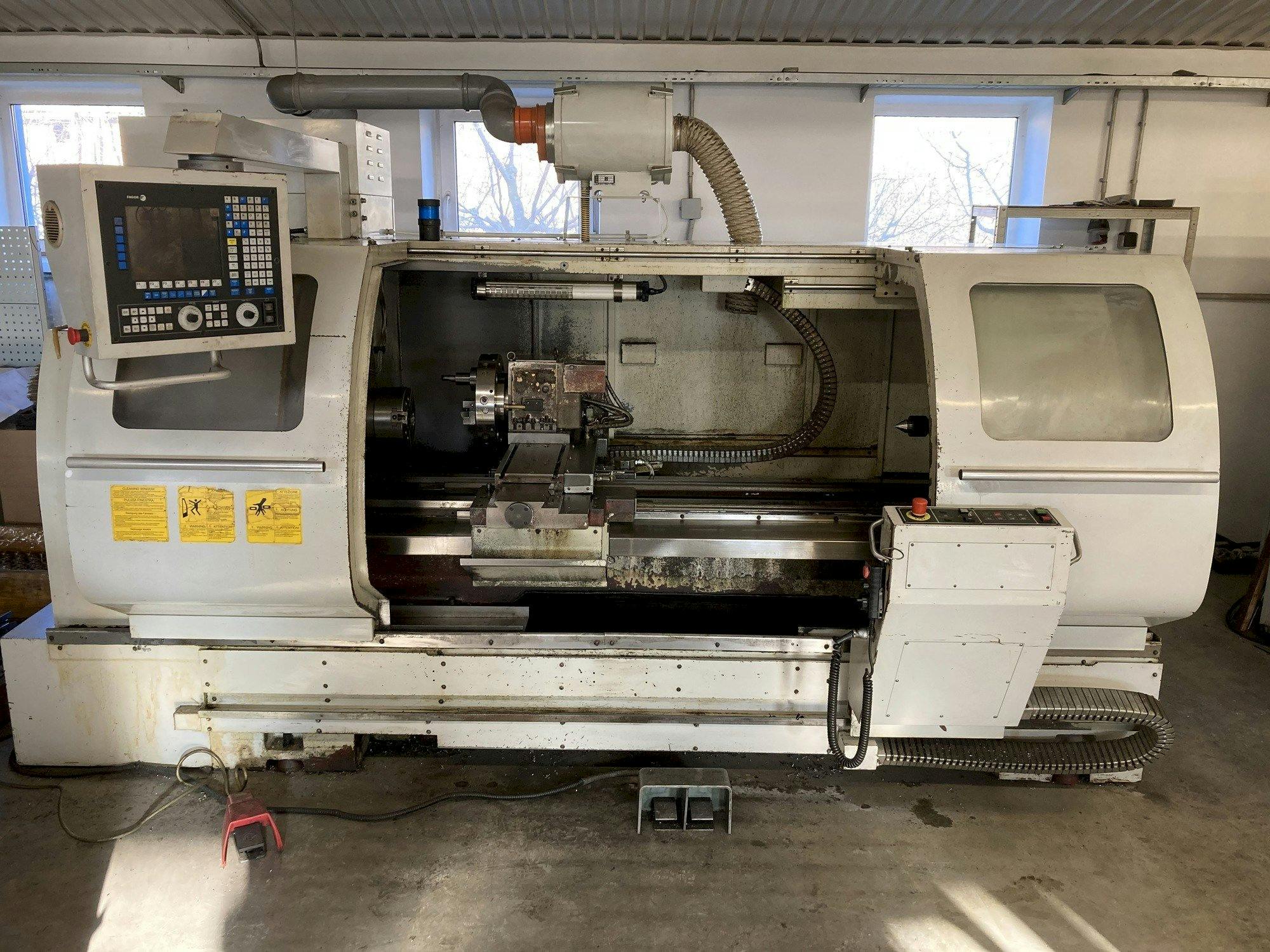 Koneen  FERMAT SF 48-1500 CNC etunäkymä