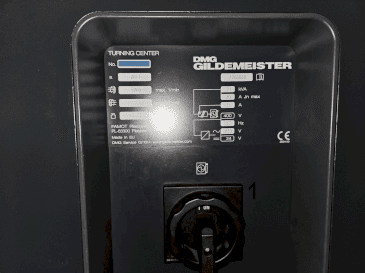 Koneen  DMG CTX 310 ecoline etunäkymä